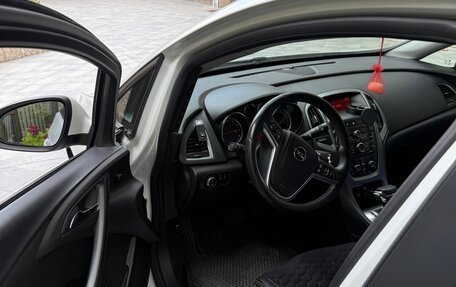 Opel Astra J, 2013 год, 955 000 рублей, 4 фотография