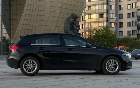 Mercedes-Benz A-Класс, 2019 год, 2 200 000 рублей, 4 фотография