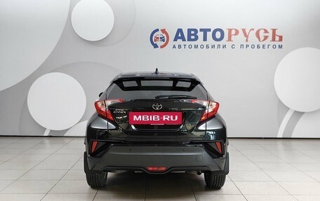 Toyota C-HR I рестайлинг, 2018 год, 2 210 000 рублей, 4 фотография