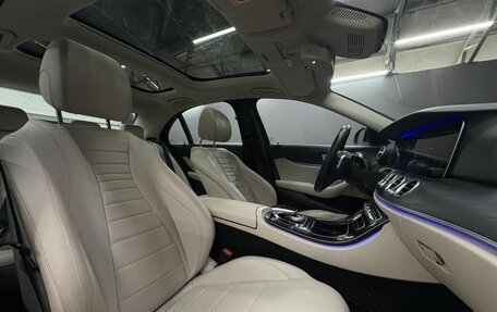 Mercedes-Benz E-Класс, 2016 год, 3 199 900 рублей, 36 фотография
