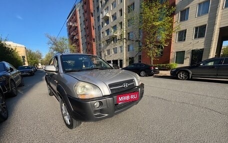 Hyundai Tucson III, 2005 год, 600 000 рублей, 1 фотография