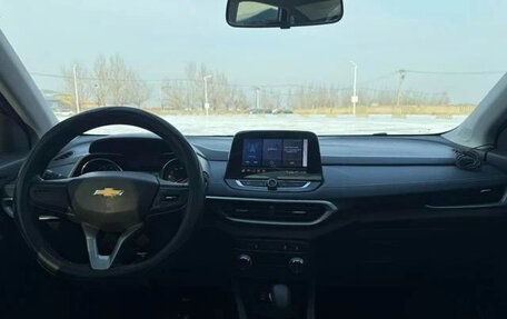 Chevrolet Tracker, 2022 год, 1 190 000 рублей, 11 фотография