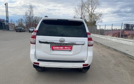 Toyota Land Cruiser Prado 150 рестайлинг 2, 2015 год, 2 850 000 рублей, 4 фотография