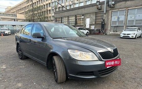 Skoda Octavia, 2011 год, 565 000 рублей, 2 фотография