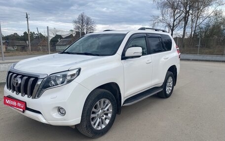 Toyota Land Cruiser Prado 150 рестайлинг 2, 2015 год, 2 850 000 рублей, 8 фотография