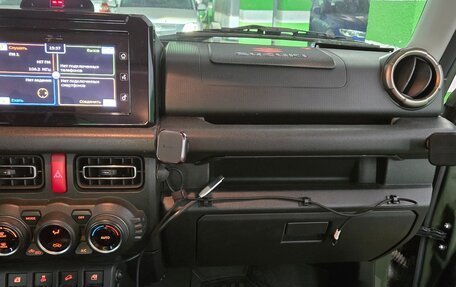 Suzuki Jimny, 2021 год, 3 300 000 рублей, 15 фотография