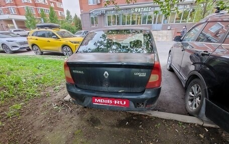 Renault Logan I, 2010 год, 200 000 рублей, 3 фотография