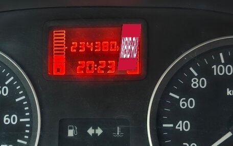 Renault Logan I, 2010 год, 200 000 рублей, 4 фотография