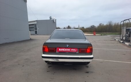 BMW 5 серия, 1989 год, 471 000 рублей, 10 фотография