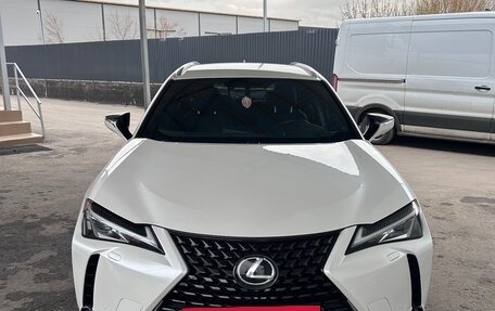Lexus UX I, 2022 год, 3 970 000 рублей, 2 фотография