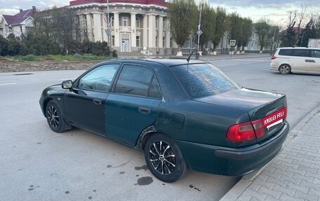 Mitsubishi Carisma I, 2000 год, 247 000 рублей, 2 фотография