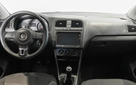Volkswagen Polo VI (EU Market), 2012 год, 592 800 рублей, 6 фотография