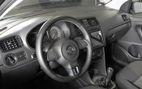 Volkswagen Polo VI (EU Market), 2012 год, 592 800 рублей, 5 фотография
