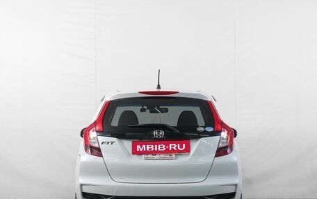 Honda Fit III, 2019 год, 1 389 000 рублей, 6 фотография
