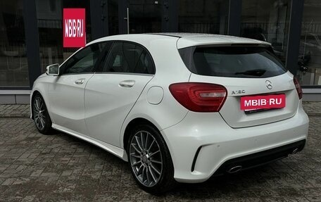 Mercedes-Benz A-Класс, 2015 год, 1 590 000 рублей, 3 фотография