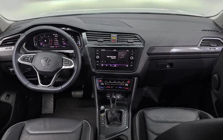 Volkswagen Tiguan II, 2024 год, 3 300 000 рублей, 7 фотография