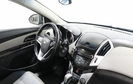 Chevrolet Cruze II, 2013 год, 740 000 рублей, 10 фотография