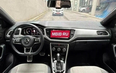 Volkswagen T-Roc I, 2021 год, 1 480 000 рублей, 7 фотография