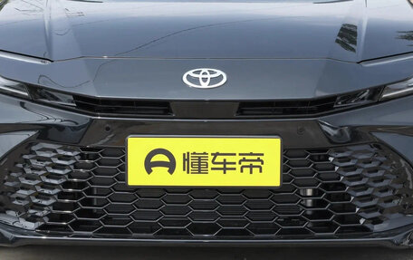 Toyota Camry, 2025 год, 3 380 000 рублей, 9 фотография