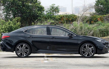 Toyota Camry, 2025 год, 3 380 000 рублей, 7 фотография
