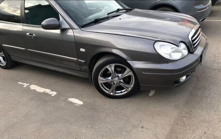 Hyundai Sonata IV рестайлинг, 2004 год, 350 000 рублей, 2 фотография