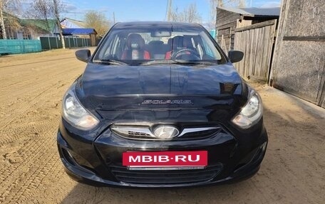 Hyundai Solaris II рестайлинг, 2013 год, 700 000 рублей, 9 фотография