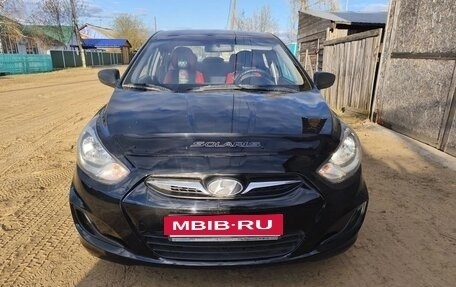 Hyundai Solaris II рестайлинг, 2013 год, 700 000 рублей, 4 фотография