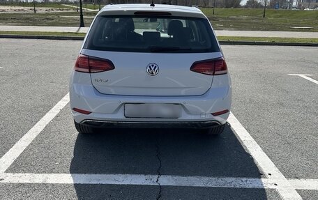 Volkswagen Golf VII, 2018 год, 1 990 000 рублей, 4 фотография