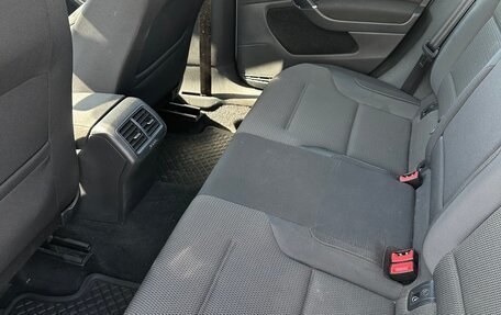 Volkswagen Golf VII, 2018 год, 1 990 000 рублей, 12 фотография