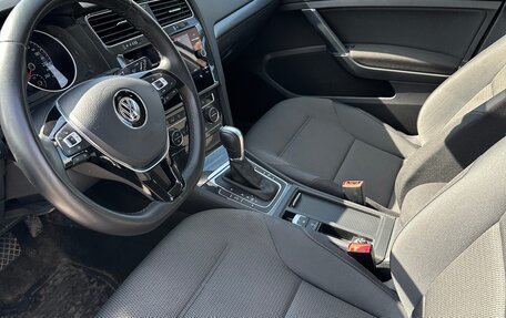 Volkswagen Golf VII, 2018 год, 1 990 000 рублей, 10 фотография