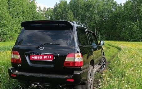 Toyota Land Cruiser 100 рестайлинг 2, 2007 год, 1 998 000 рублей, 10 фотография