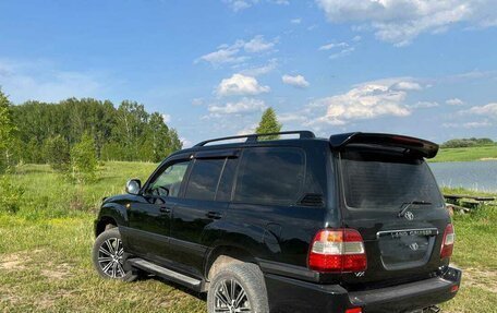 Toyota Land Cruiser 100 рестайлинг 2, 2007 год, 1 998 000 рублей, 16 фотография