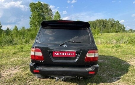 Toyota Land Cruiser 100 рестайлинг 2, 2007 год, 1 998 000 рублей, 15 фотография