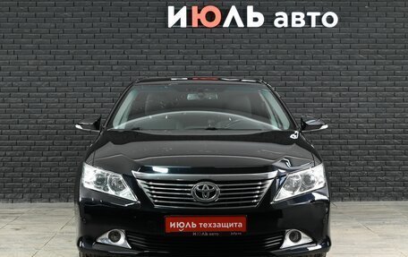 Toyota Camry, 2013 год, 1 940 000 рублей, 2 фотография
