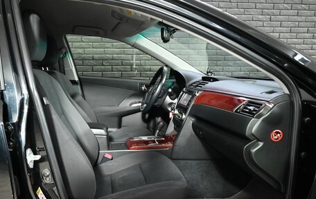Toyota Camry, 2013 год, 1 940 000 рублей, 10 фотография