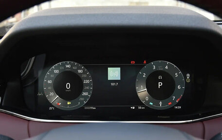 Land Rover Range Rover Evoque II, 2024 год, 5 000 000 рублей, 23 фотография