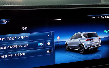 Mercedes-Benz GLE, 2024 год, 10 240 000 рублей, 14 фотография