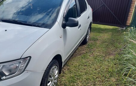 Renault Logan II, 2019 год, 400 000 рублей, 3 фотография