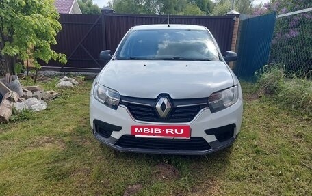 Renault Logan II, 2019 год, 400 000 рублей, 2 фотография