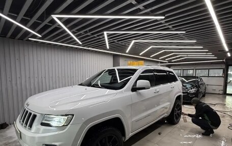 Jeep Grand Cherokee, 2013 год, 1 800 000 рублей, 3 фотография