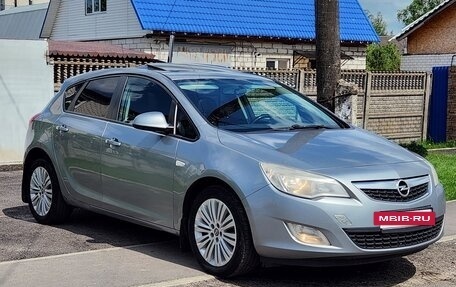 Opel Astra J, 2011 год, 420 000 рублей, 3 фотография
