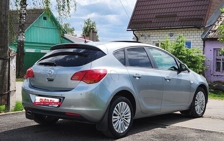 Opel Astra J, 2011 год, 420 000 рублей, 8 фотография