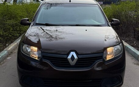 Renault Logan II, 2017 год, 670 000 рублей, 7 фотография
