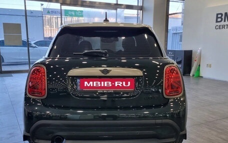 MINI Hatch, 2023 год, 1 860 000 рублей, 3 фотография