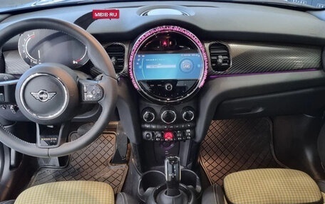 MINI Hatch, 2023 год, 1 860 000 рублей, 11 фотография