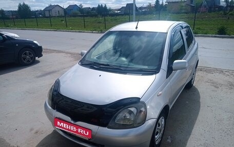 Toyota Vitz, 2001 год, 260 000 рублей, 1 фотография
