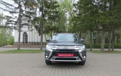 Mitsubishi Outlander III рестайлинг 3, 2019 год, 2 500 000 рублей, 1 фотография