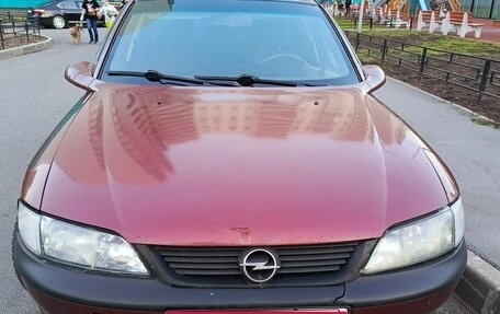 Opel Vectra B рестайлинг, 1998 год, 70 000 рублей, 1 фотография