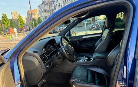 Volkswagen Touareg III, 2016 год, 3 350 000 рублей, 8 фотография