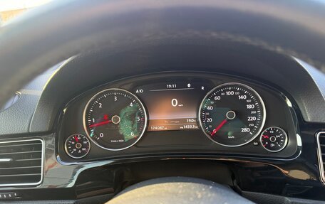 Volkswagen Touareg III, 2016 год, 3 350 000 рублей, 14 фотография